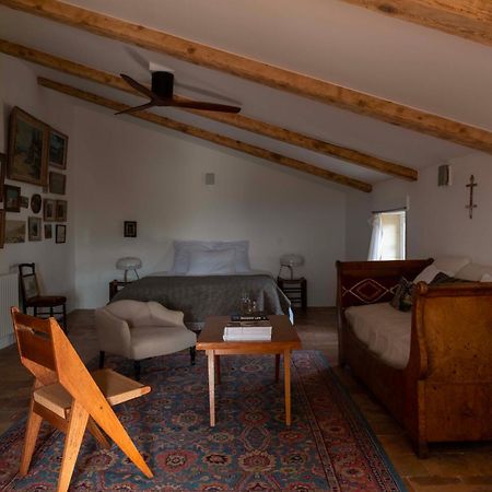 La Perroya Hotell Visan Eksteriør bilde